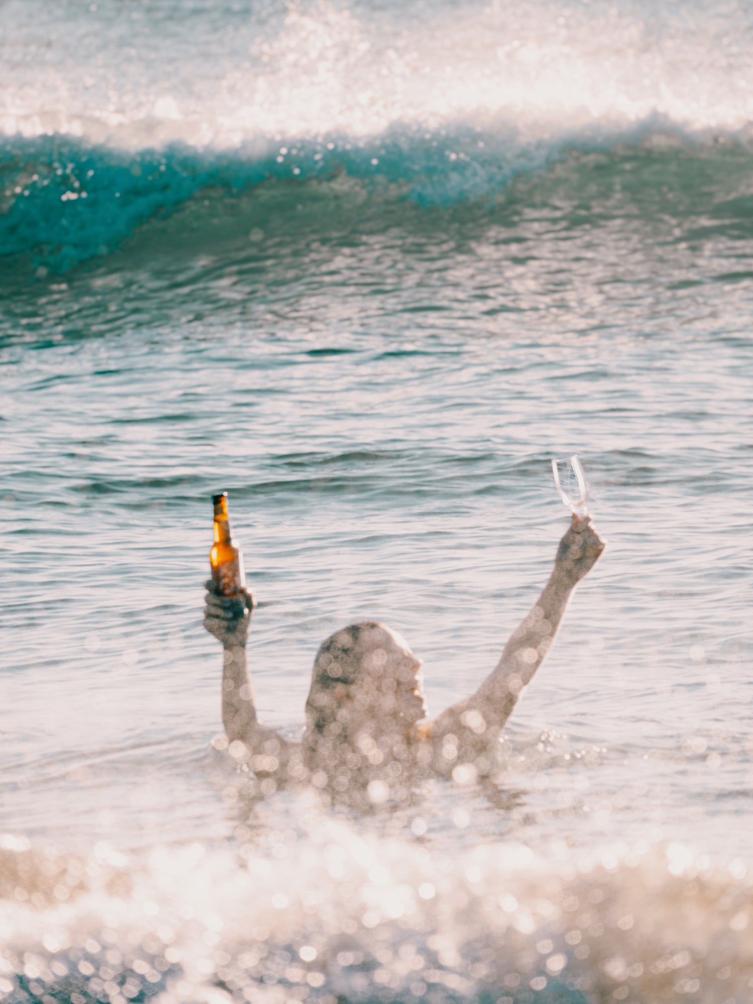 KOKO dans ocean verre de champagne, célébration